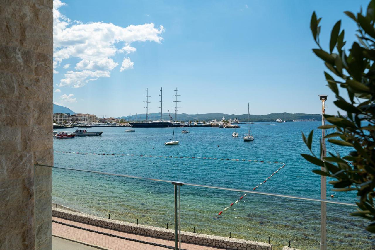 Elysium Tivat Leilighet Eksteriør bilde